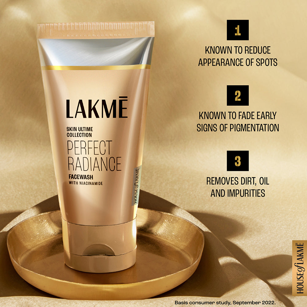 Lakmē Perfect Radiance Brightening Facewash with Niacinamide for Glowing Skin, 50gm