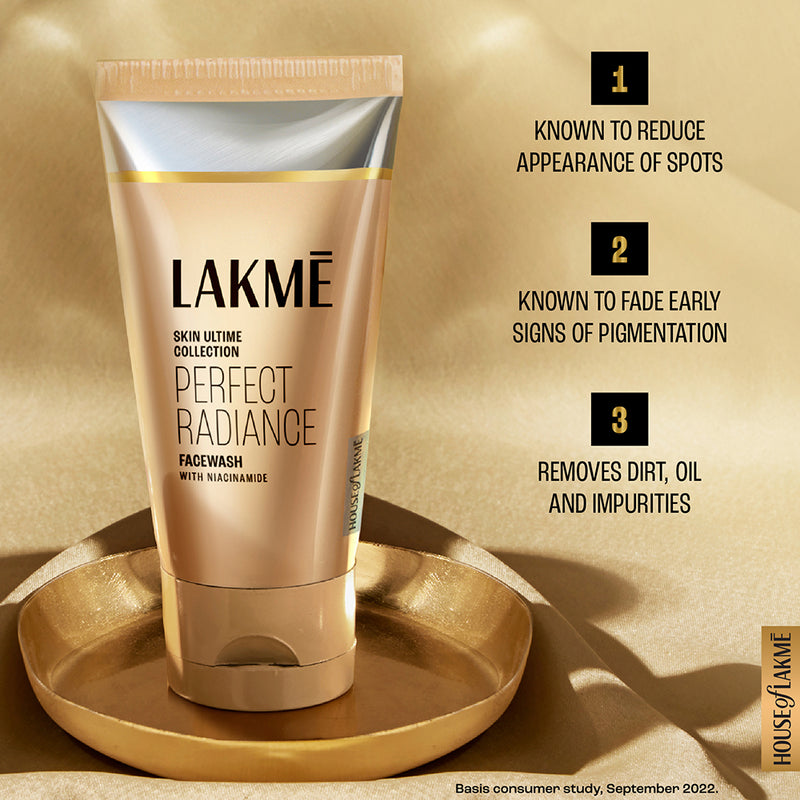 Lakmē Perfect Radiance Brightening Facewash with Niacinamide for Glowing Skin, 50gm