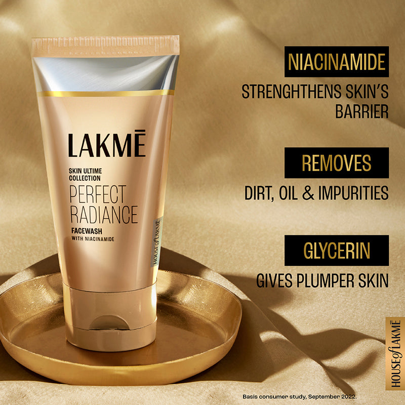 Lakmē Perfect Radiance Brightening Facewash with Niacinamide for Glowing Skin, 50gm