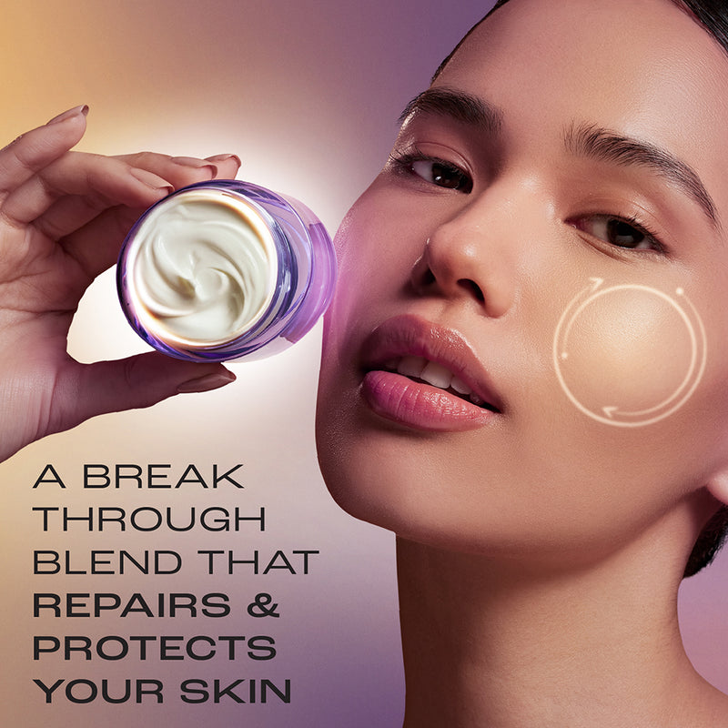 Lakme Retinol Advanced Renewal Day Creme Pro-Retinol Peptide Complex + UV Filters & SPF 15 PA++ 50G